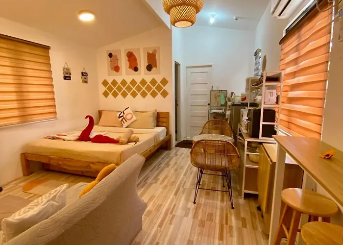 Villa Olango Island - S&e-2 Tiny Fully Furnished With Hot Shower, Washer, Wi-fi, Netflix & King-size Bed