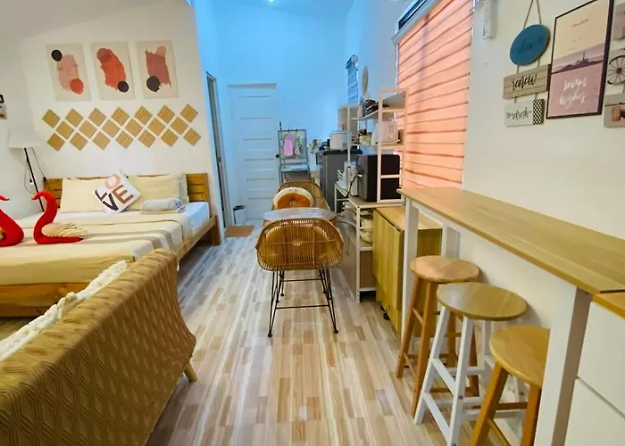 Villa Olango Island - S&e-2 Tiny Fully Furnished With Hot Shower, Washer, Wi-fi, Netflix & King-size Bed