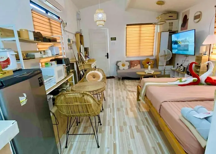 Olango Island - S&e-2 Tiny Fully Furnished With Hot Shower, Washer, Wi-fi, Netflix & King-size Bed *